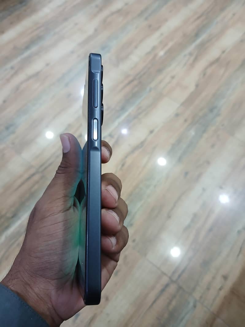 Samsung Mobile A16 1