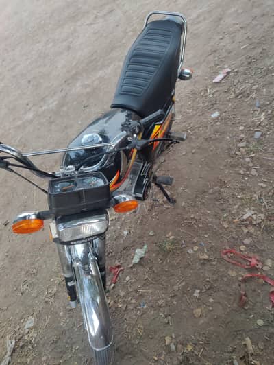 Honda CG 125 one hand used 10/10