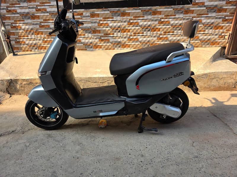Electric scoty 1