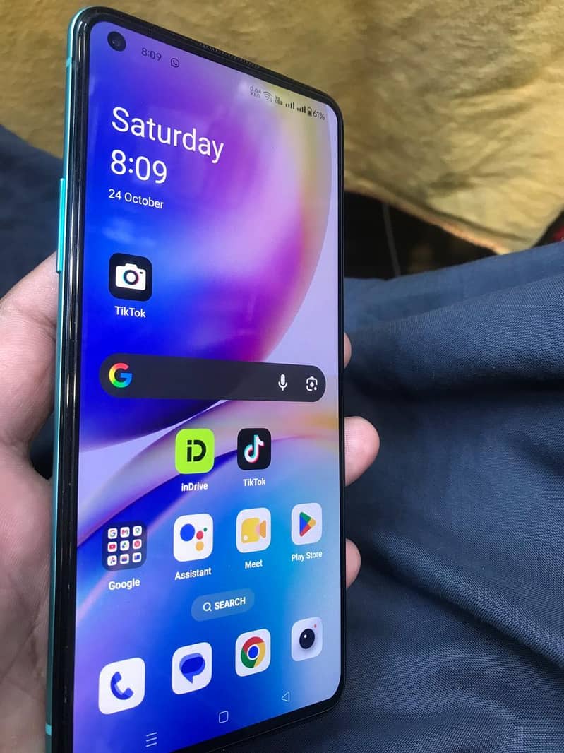 One Plus 8t 12/256 1