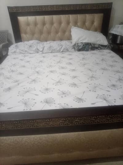 king size bed