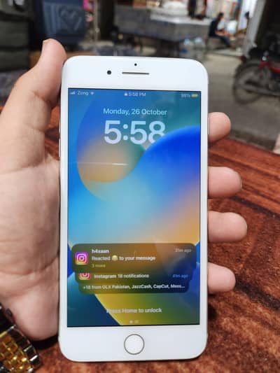 iPhone8+ pta 256 gb