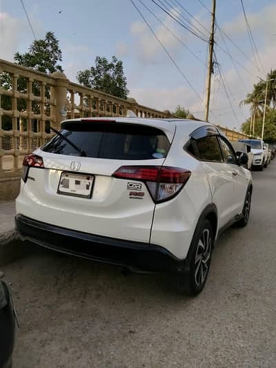 Honda Vezel 2016 RS TURBO 2016/2017 Top of the line variant