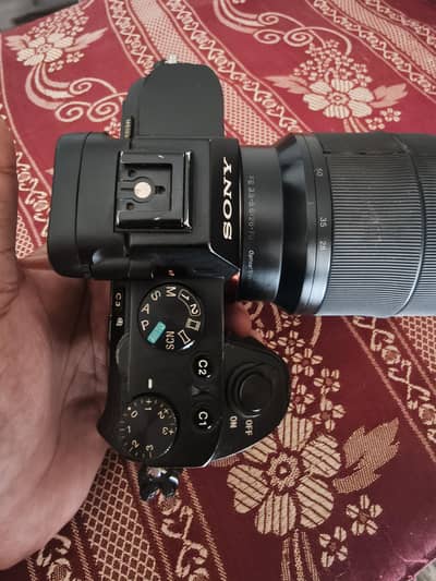 sony a7ii with sony 28 70mm lens orignl bettery charger