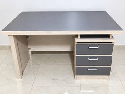 Office table for sale