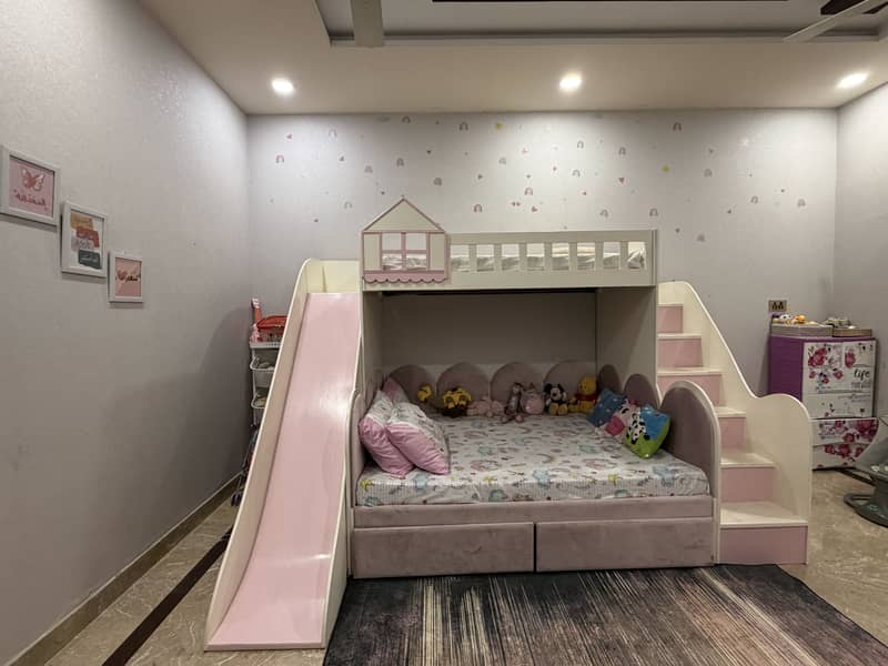 BUNK BED 0