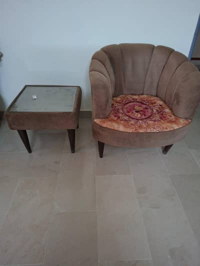 coffee table with 2 chairs for sale