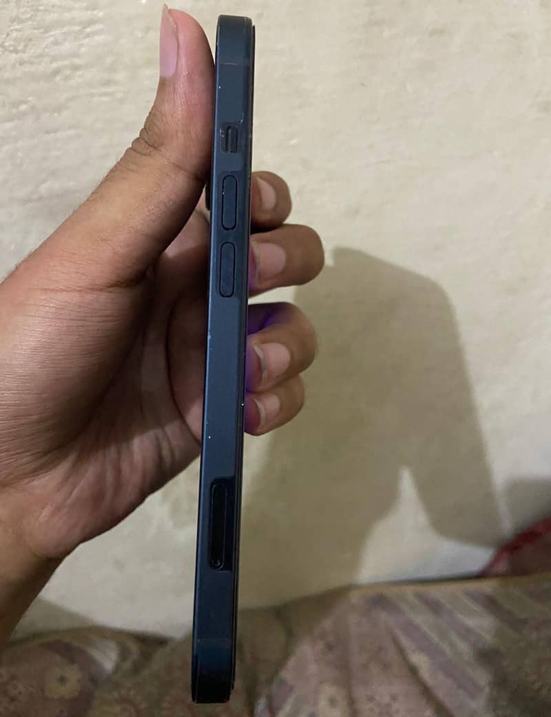 iphone 13 JV 1
