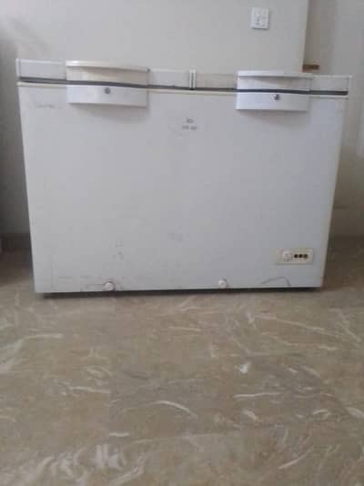 Freezer for sale (Home used) negotiate