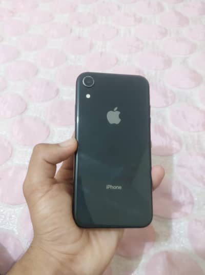iPhone XR 64gb factory unlocke