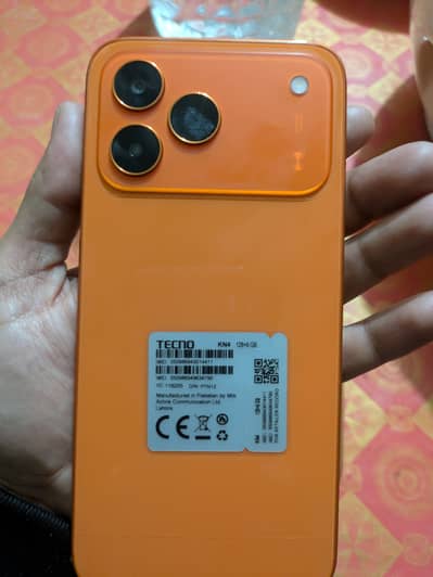 Tecno spark 50i in 10/10 condition just box open 11 months Warrenty