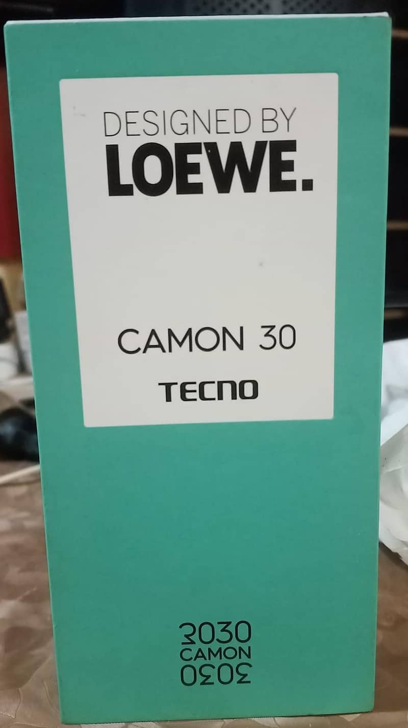 Tecno CAMON 30 0