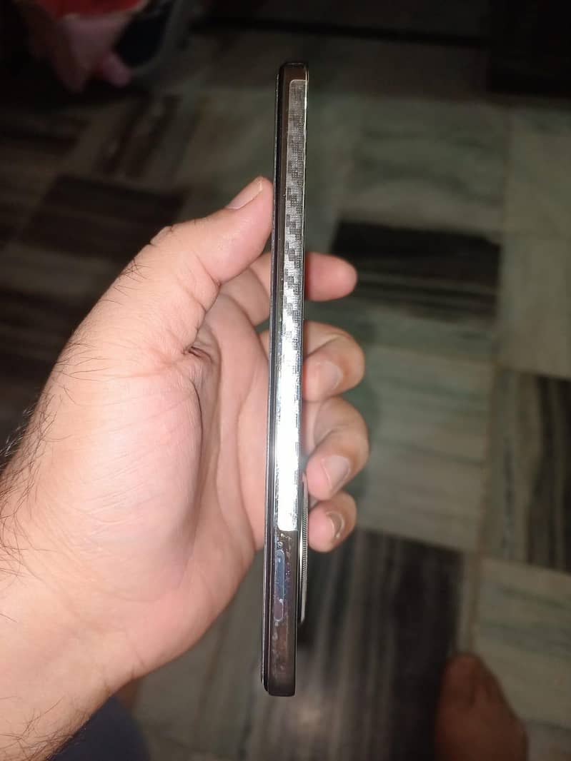 Tecno CAMON 30 4