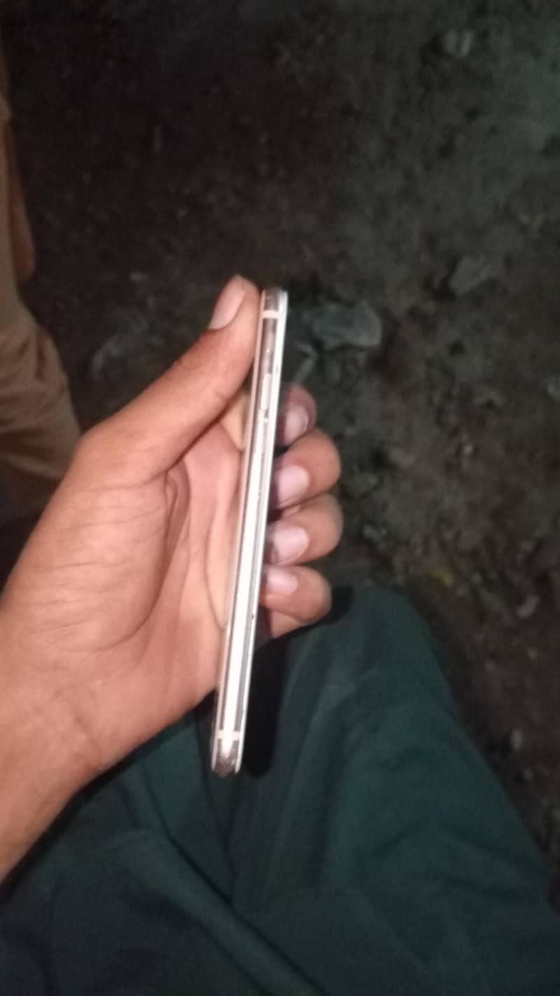 Apple iPhone 8 2