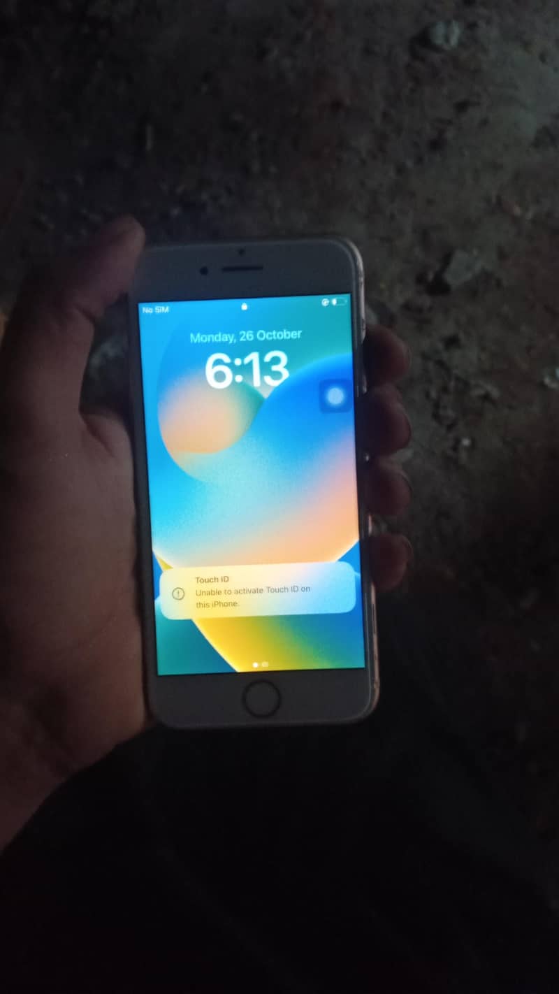 Apple iPhone 8 3