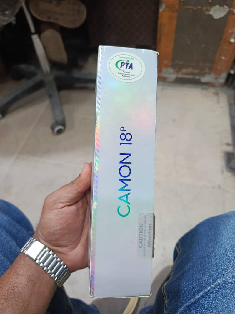 Tecno camon 18p 1