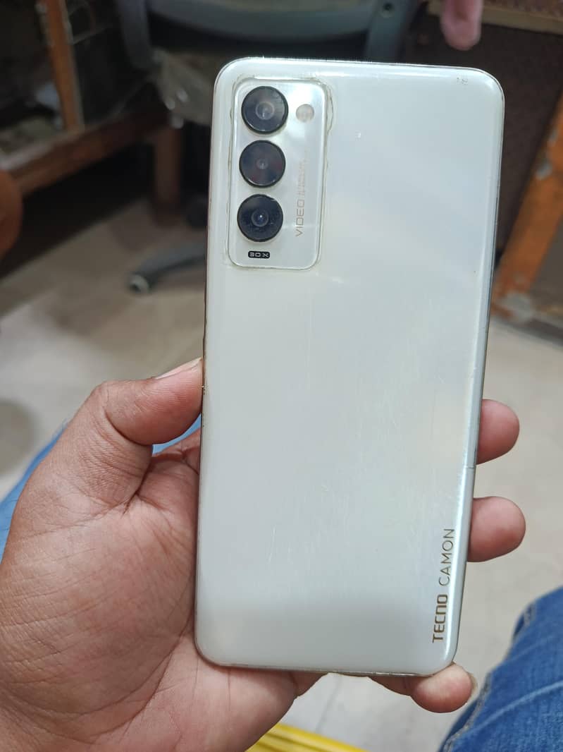 Tecno camon 18p 7
