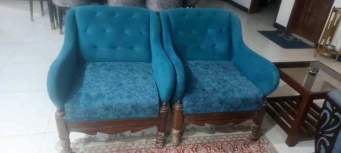 5 seater used Sofa Set (Shipham woo)