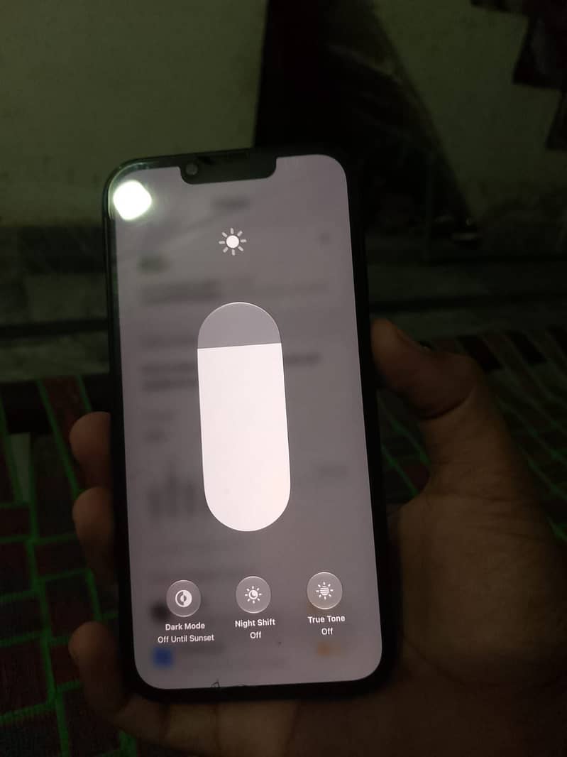 Apple iPhone 13 5