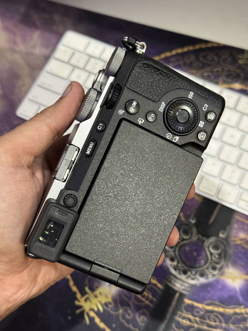 Sony a7 c2 0