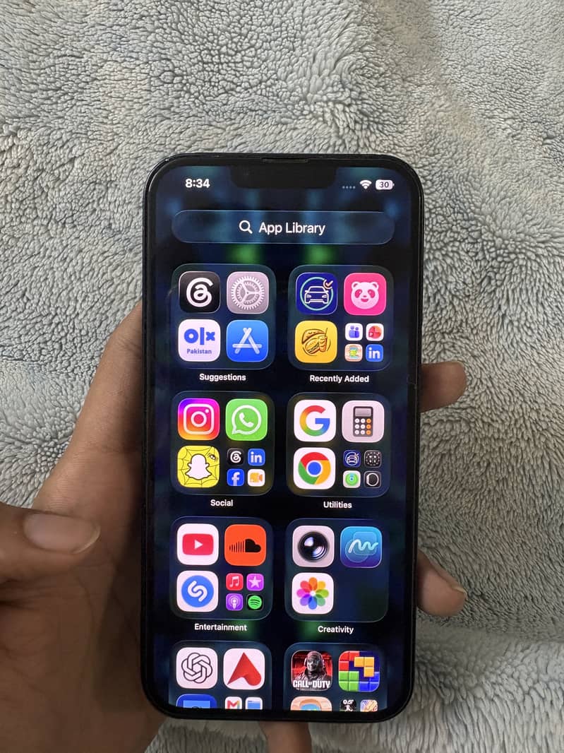 Apple iPhone 13 7