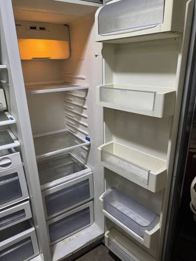 Haier 2 door fridge
