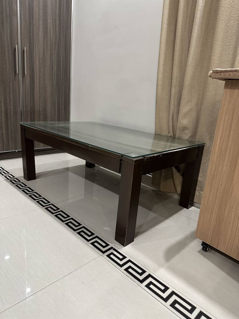Center Table 0