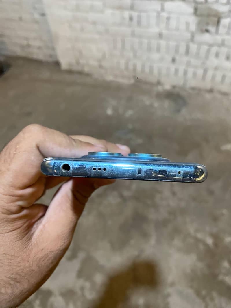 Xiaomi Redmi Note 14 Pro 5