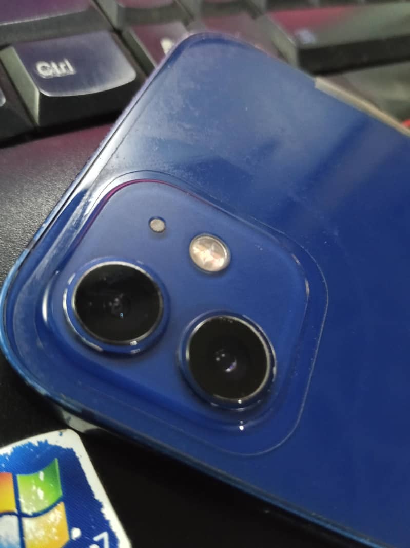 Apple iPhone 12 9