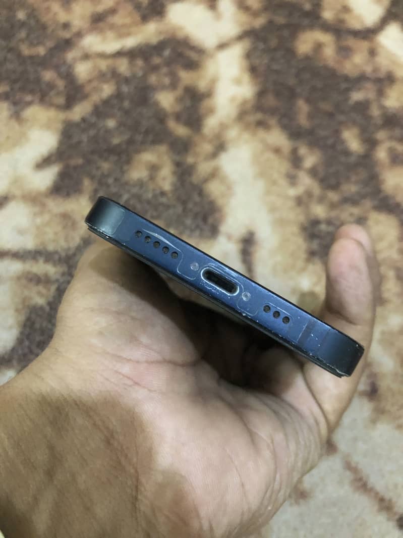 Apple iPhone 13 read ad first 5