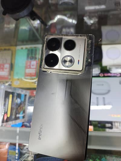 Infinix Note 40