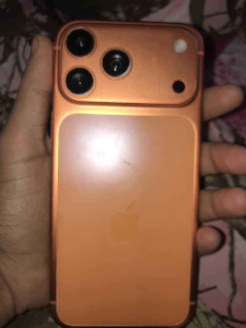 Apple iPhone 17 Pro Max 2
