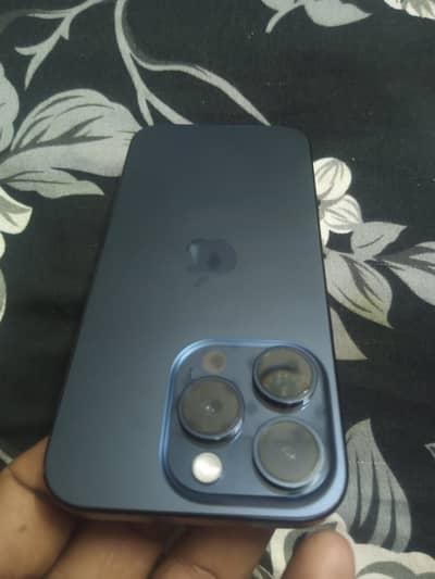Apple iPhone 15 Pro
