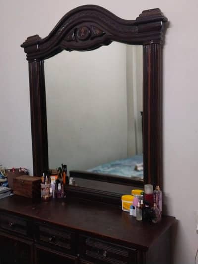 Wooden Dressing Table with drawers
