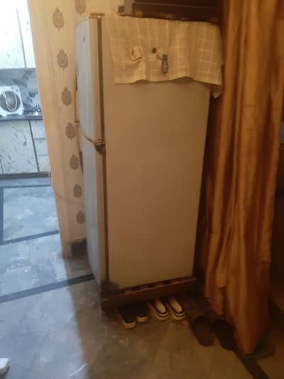 Dawlance fridge for sale