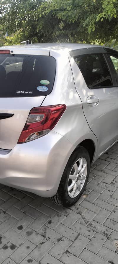Toyota Vitz 2015