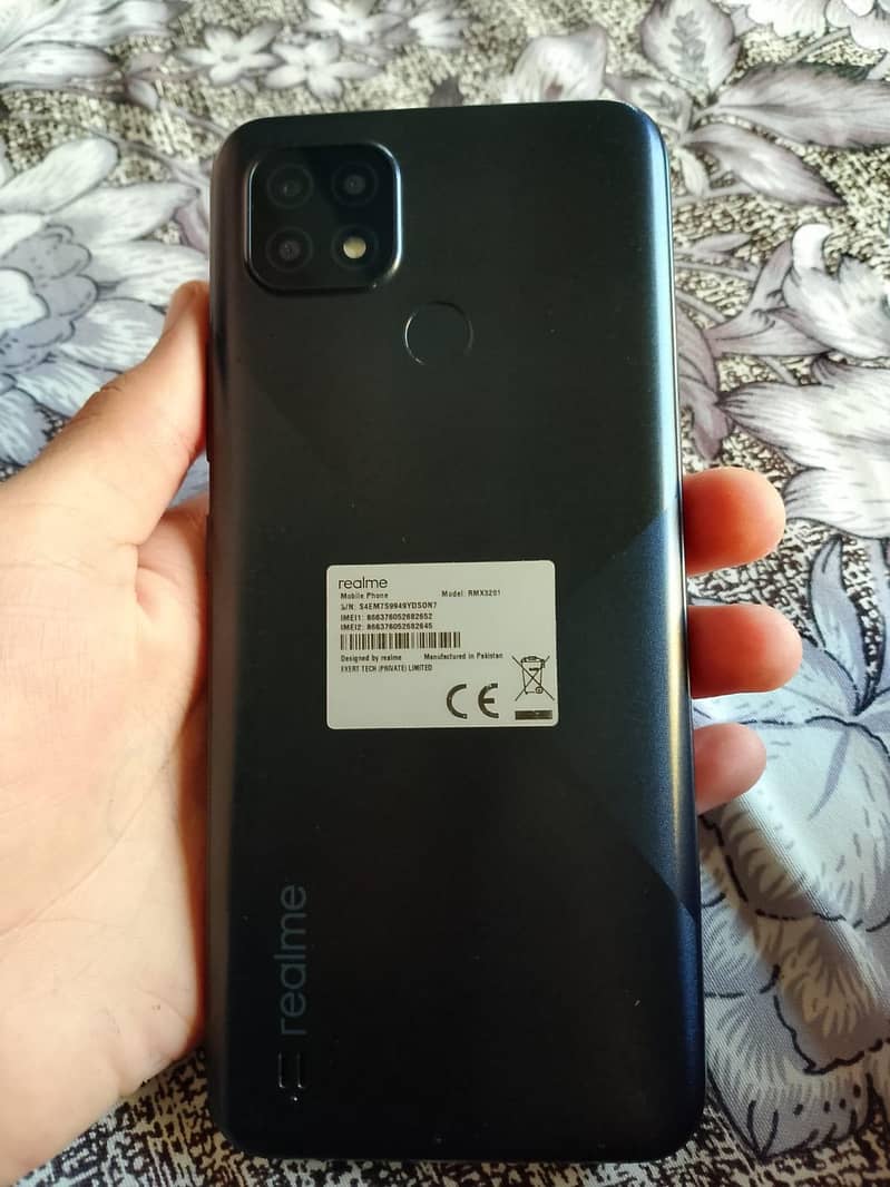 Realme C21 0