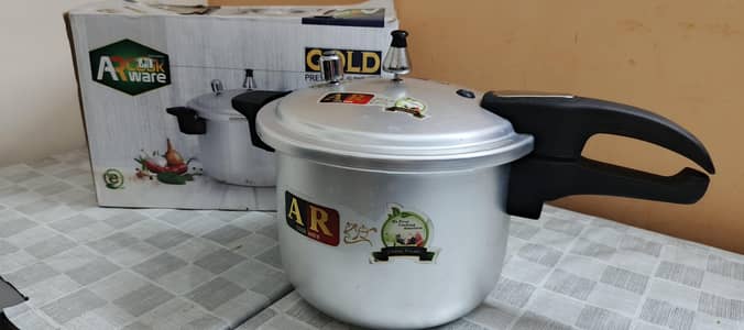 pressure cooker