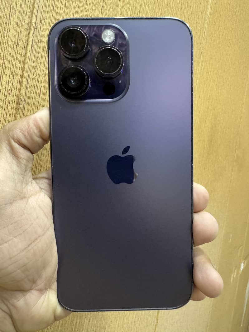 iPhone 14 Pro Max 2