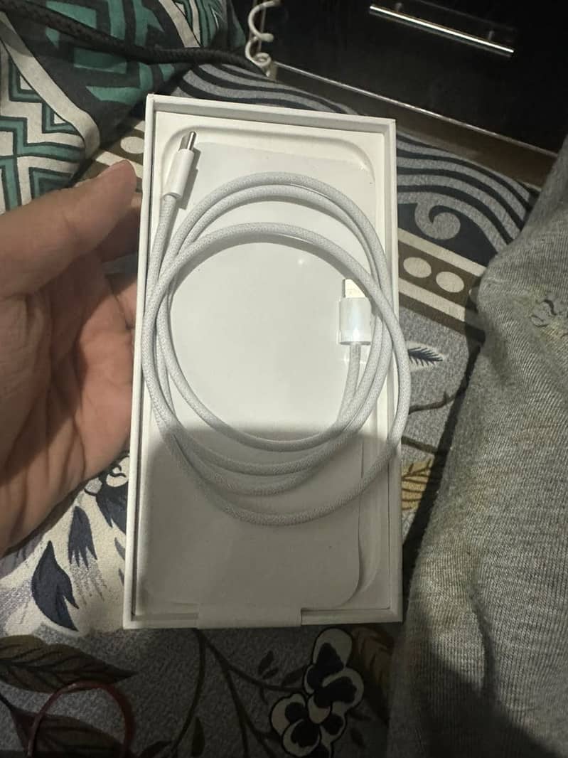 Apple iPhone 17 Pro 8