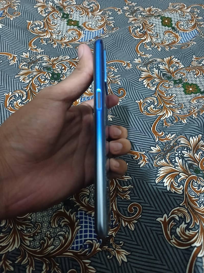 OPPO A54 3