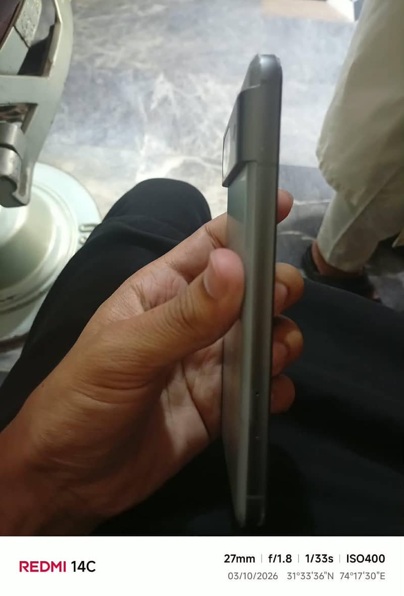 Google Pixel 8 5