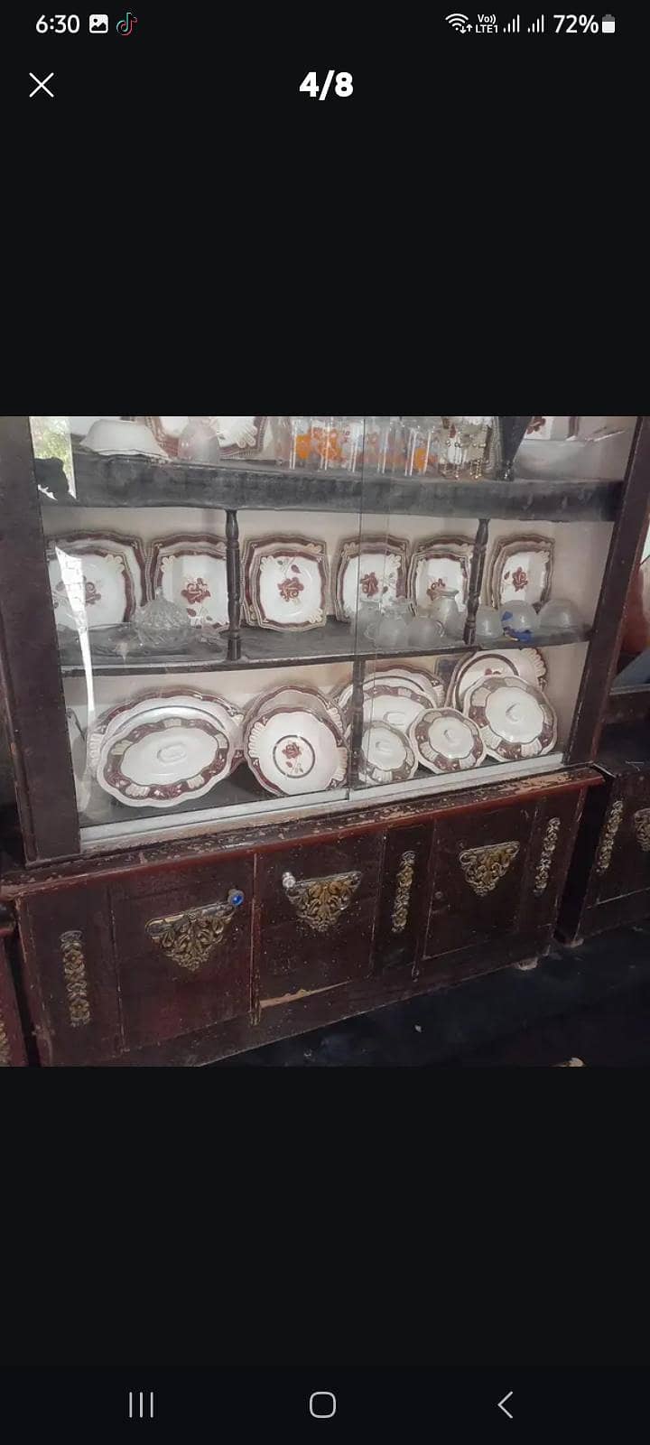 show case or dressing table 6