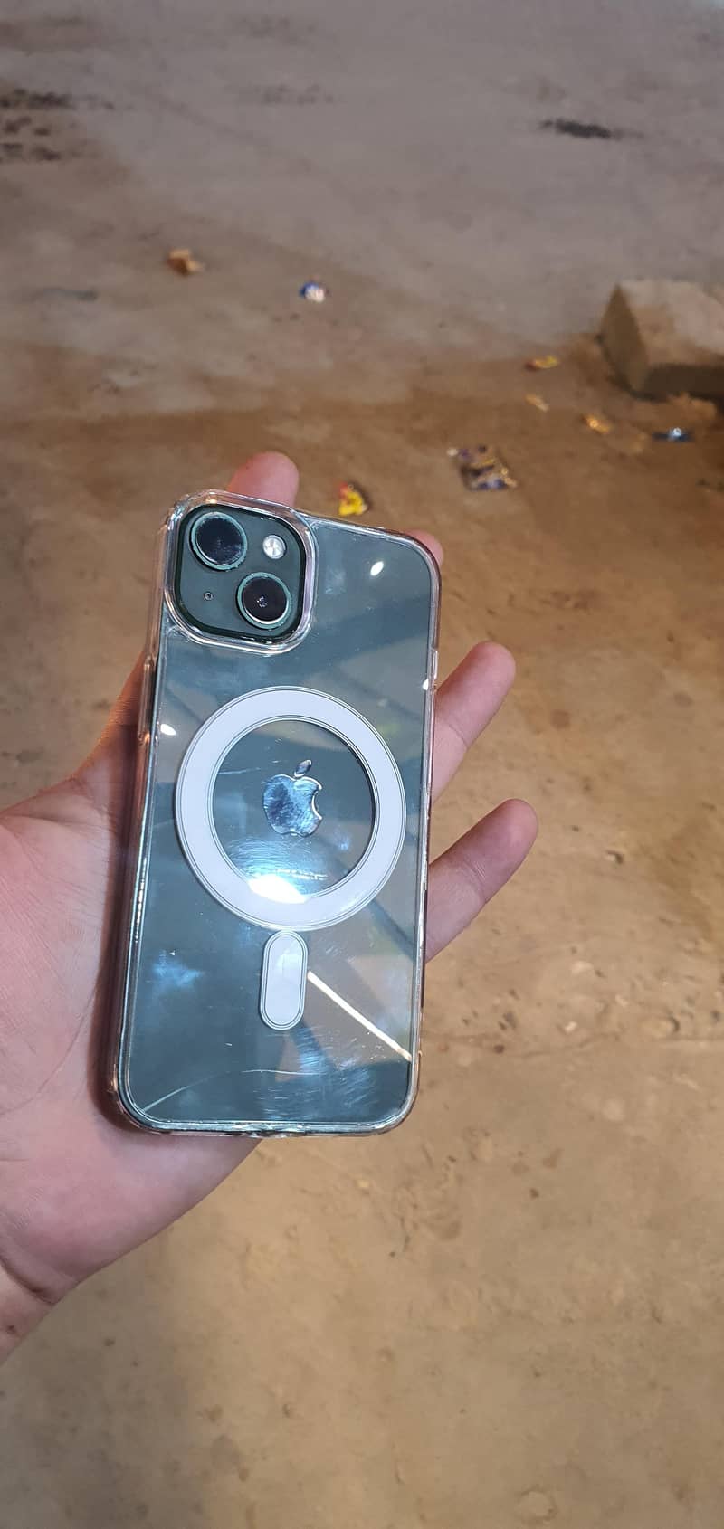 Apple iPhone 13 1