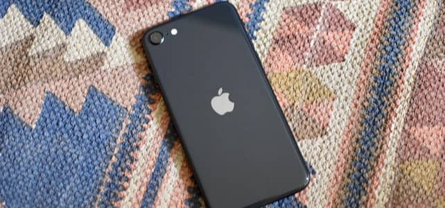 Apple iPhone SE