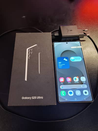 Samsung Mobile S25 Ultra