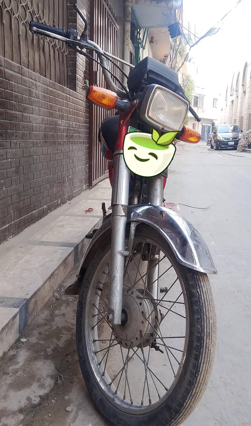 Pak Hero CD 70 1