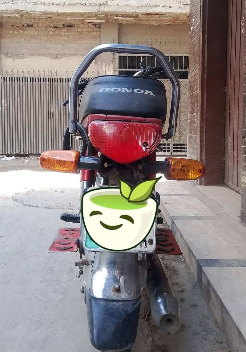 Pak Hero CD 70 3