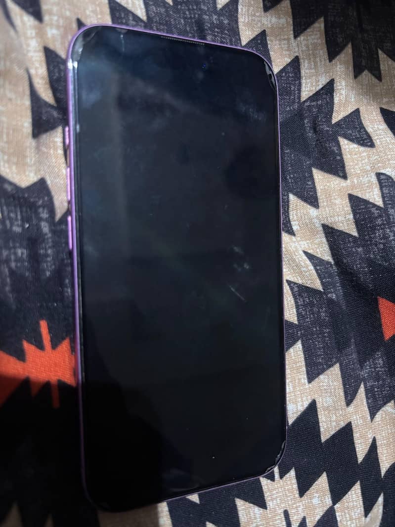 Apple iPhone 16 2