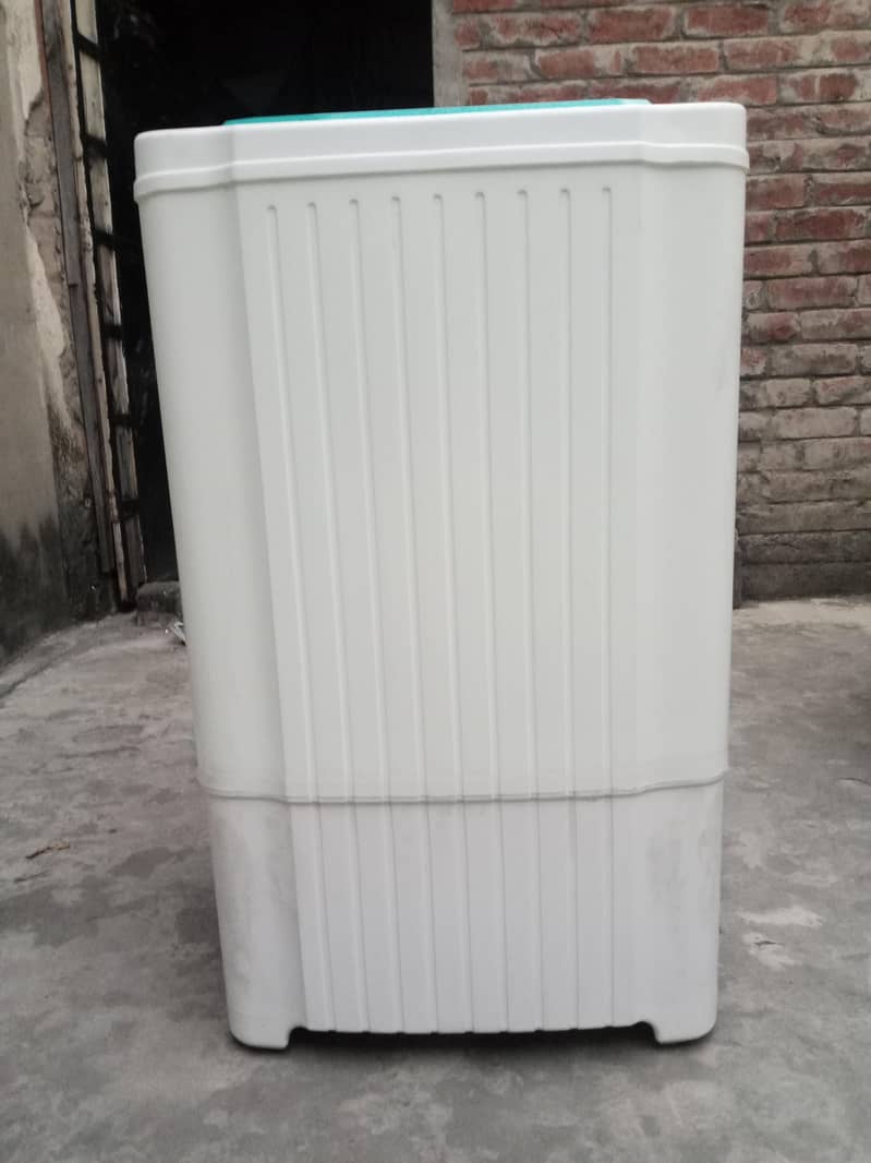 Washing machine 4